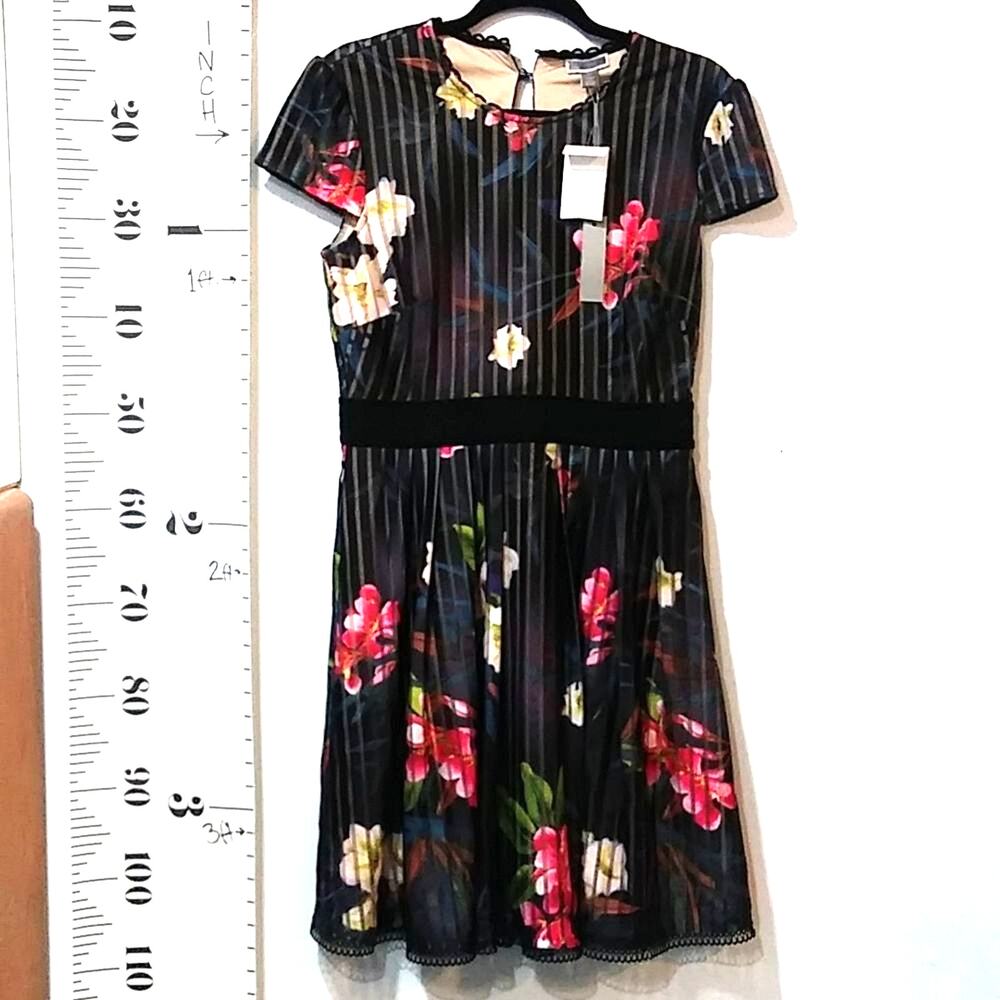 Chelsea28 Hawaiin Flower Print Sheer Dress Open Back Lined Dress Size M NWT